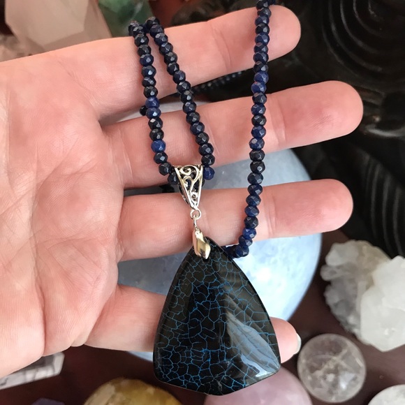 Blue dragon lace agate Sapphire necklace - Picture 4 of 5